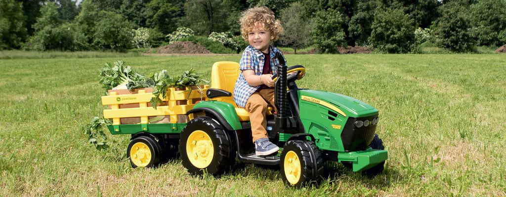 Peg Perego JD Ground Force With Trailer